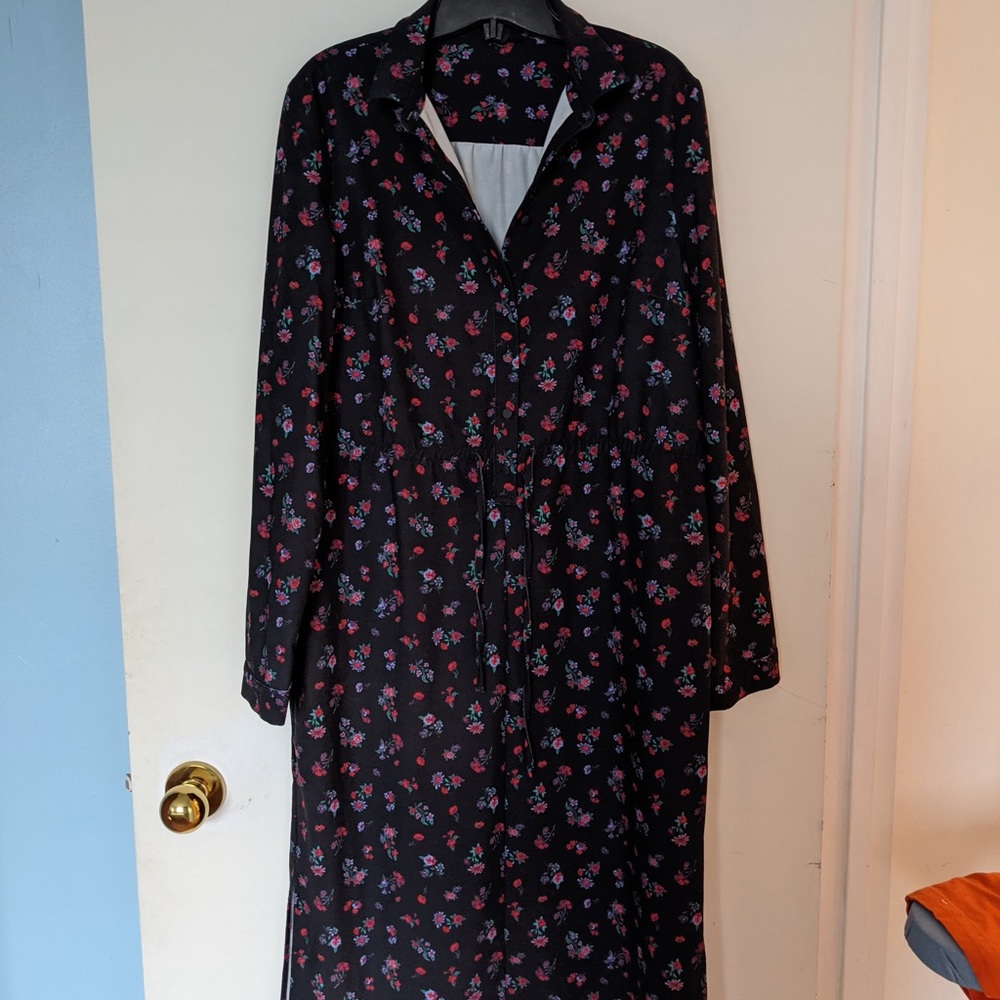 Simons icone long dress size medium